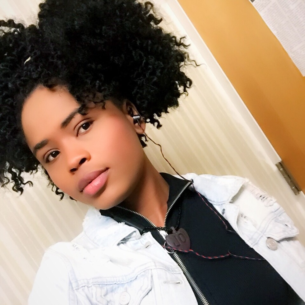 Meet your Posher, Thelma